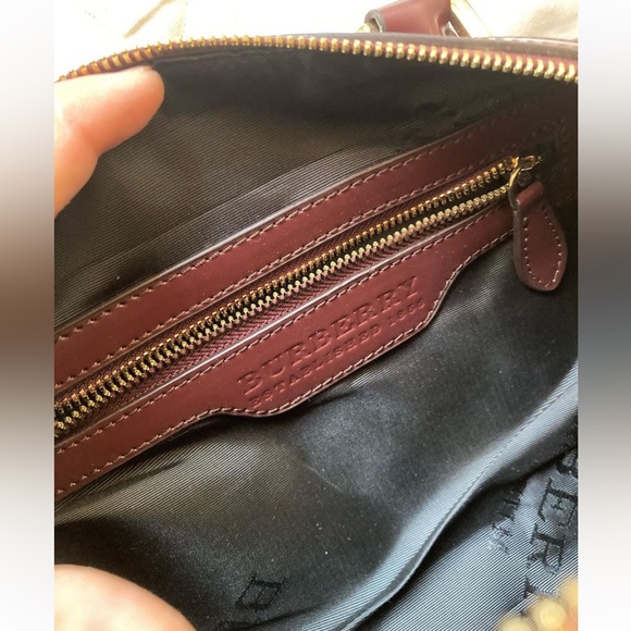 ❌SOLD❌Vintage Burberry prorsum barrel bag - Picture 7 of 11